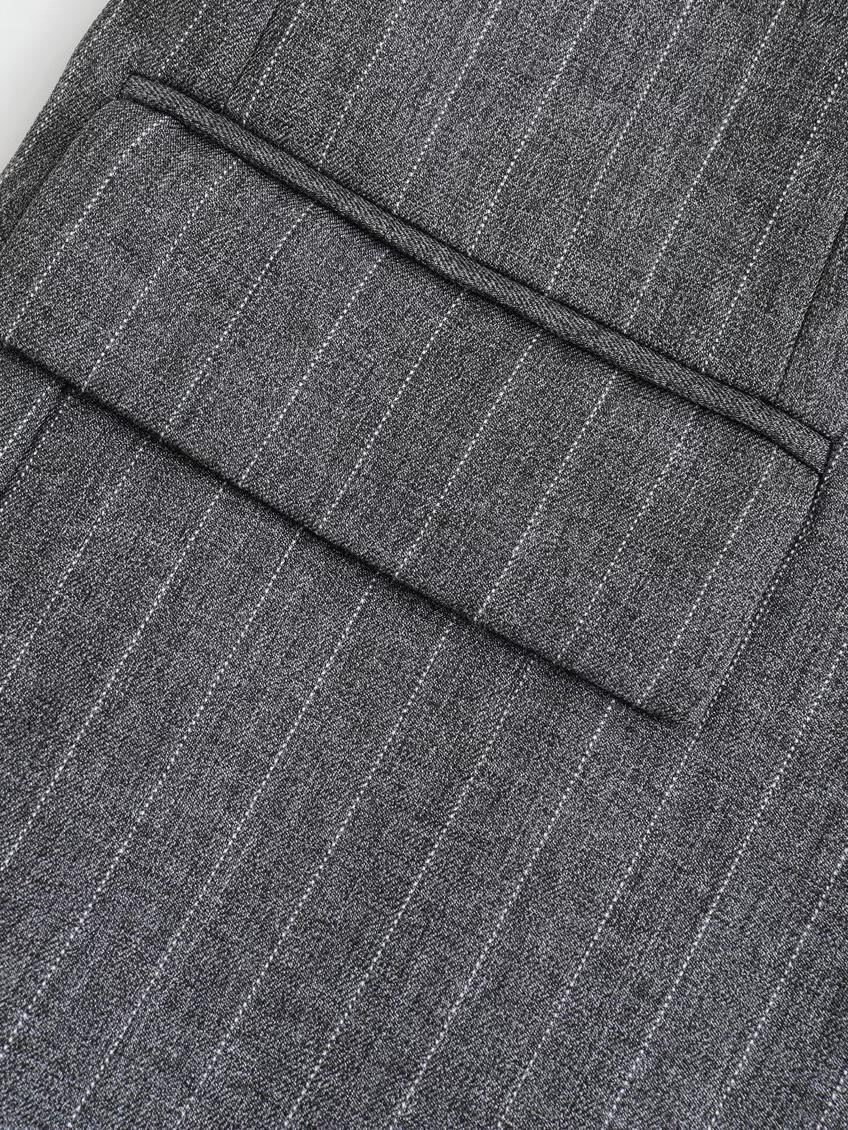 İnce çizgili yaka blazer