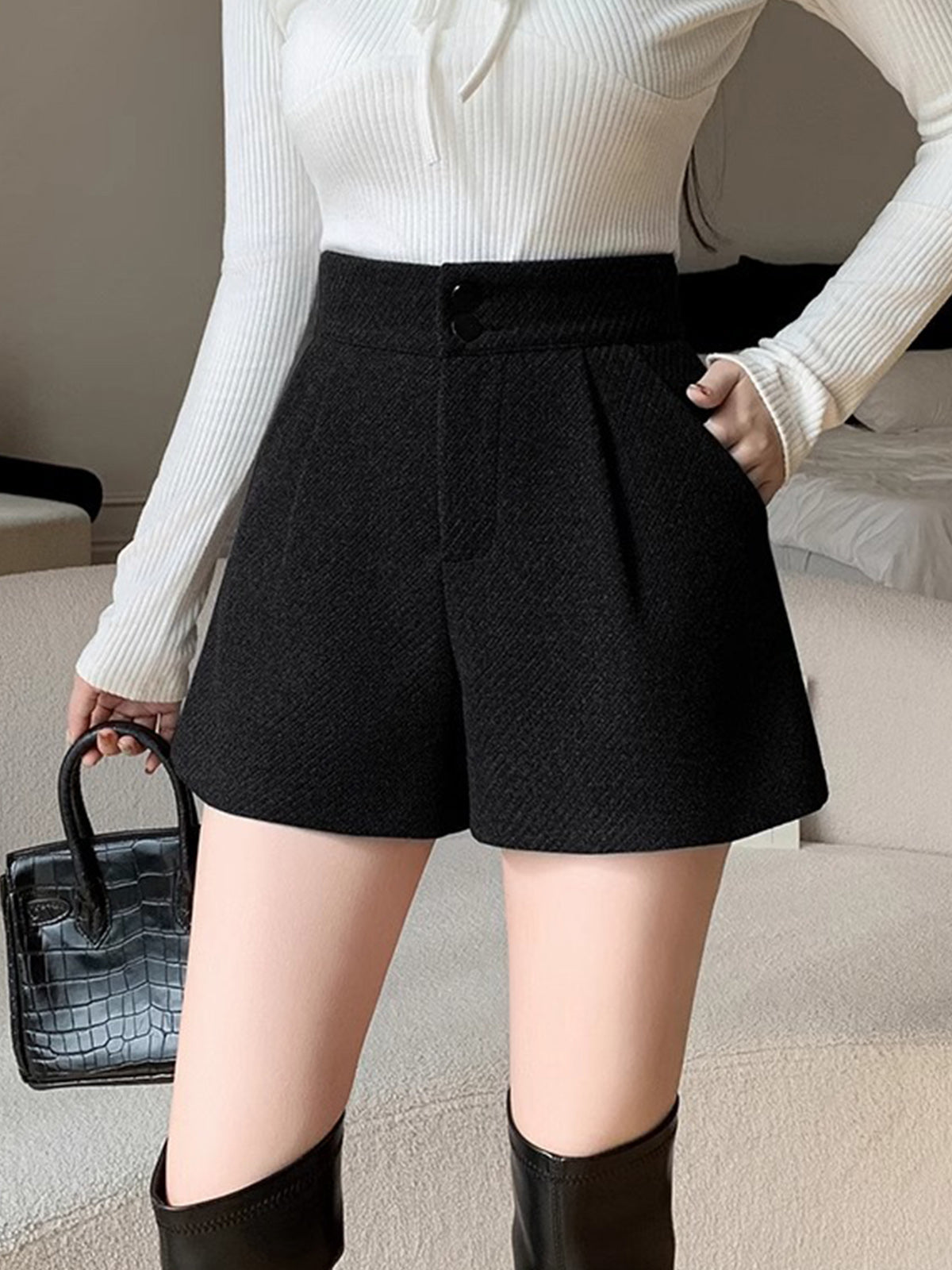 Orta Bel Tweed Cepli Geniş Paça Şort