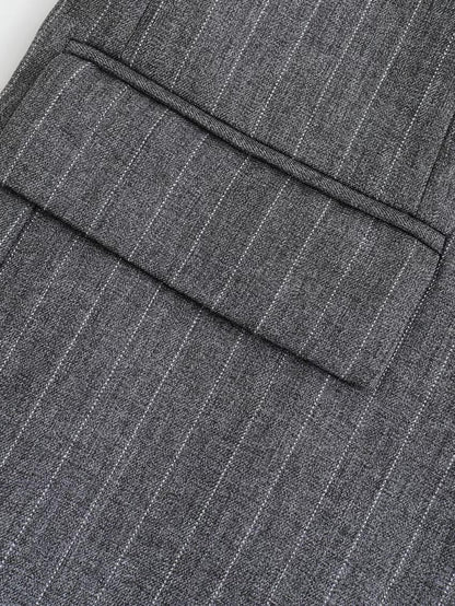 İnce çizgili yaka blazer